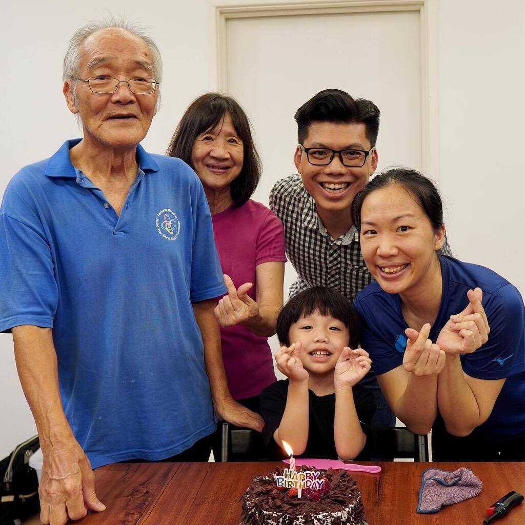 carrielow's tweet photo. Happy birthday, Ah Koong! Because it’s your birthday, it’s also my birthday! 😂 https://t.co/YETf4qZnhB https://t.co/7SdjK0HTmW