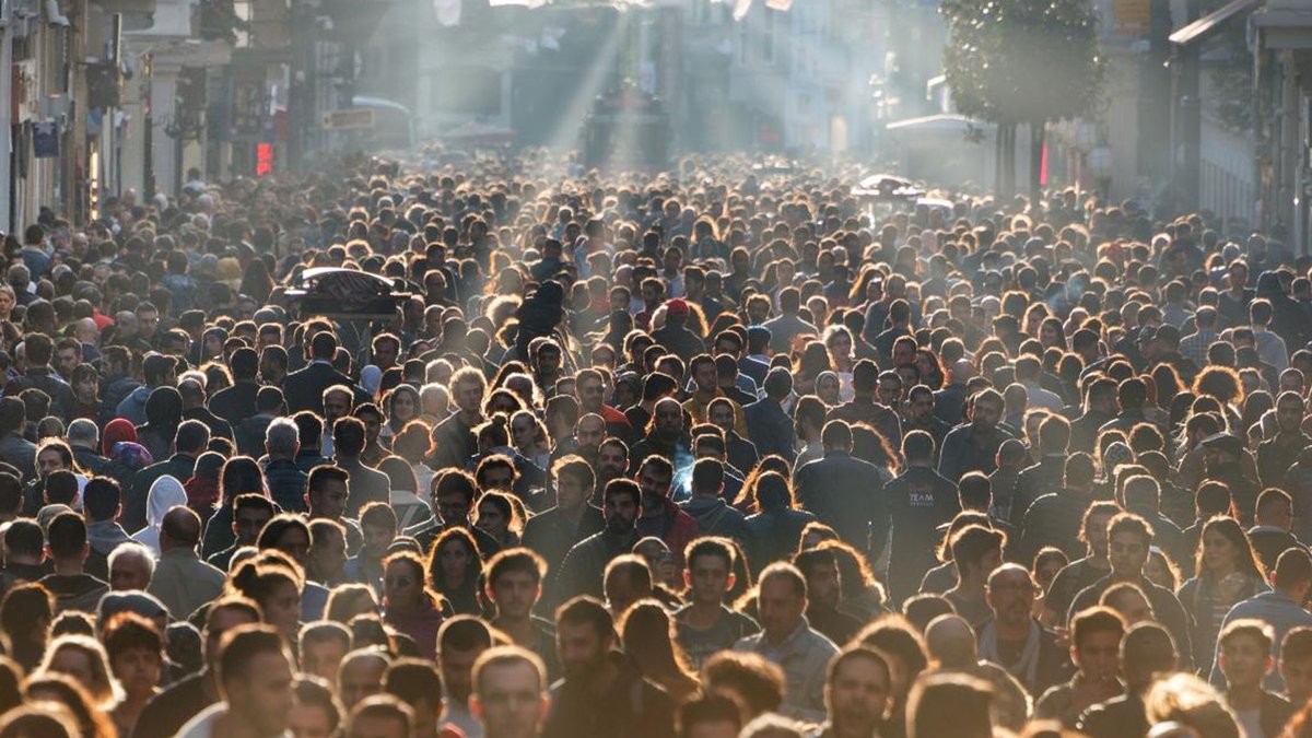 Seçimin ikinci turunda 28 Mayıs'a kadar 18 yaşına girecek yaklaşık 50 bin genç seçmen ilk defa sandık başına gidecek.