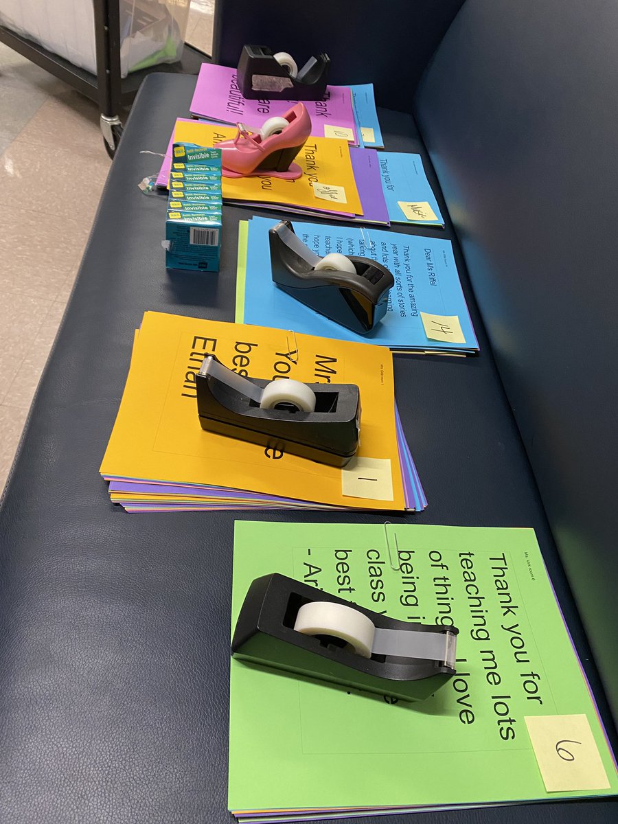EdgemontCBE's tweet photo. Wishing all of our wonderful teachers a very happy Teacher Appreciation Week. Thank you to all of our Ss and Pp who sent in messages of appreciation which have now been put up to decorate Tt doors. https://t.co/OuvymKU7Tq