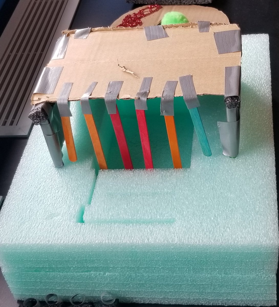 BCSMSHS's tweet photo. Library Makerspace!
#BCSmoments  #BCSlibrary #BCSmakerspace https://t.co/h40MaGxSH0