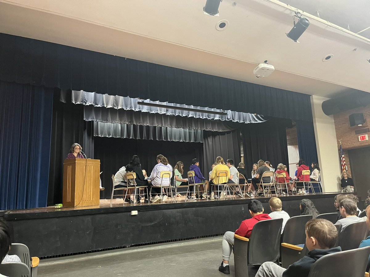wescott106's tweet photo. Battle of the Books 2023 @Halversontweets @AlbertLeaSchool #5thgrade #maudhartlovelace https://t.co/HAjrvJQTLg