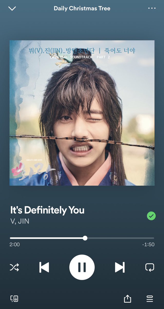Romantic_Tae's tweet photo. @VTeamBase Track 7: It's Definitely You #SpotifyPartae
#V #KimTaehyung https://t.co/AouEbW7jJn