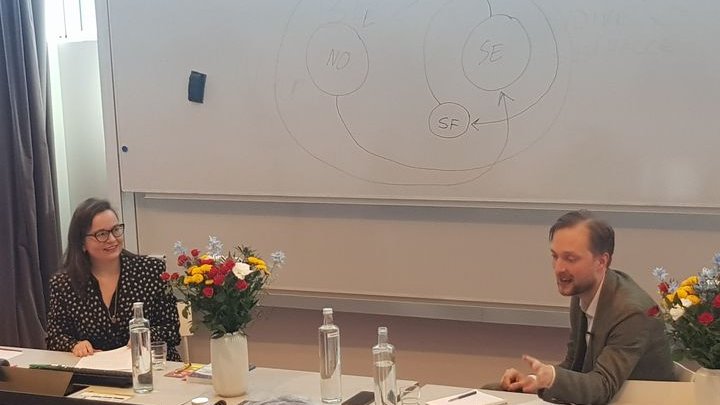 Norbert Götz (@goetz_v_b) on Twitter photo Martin Johansson defended his <a href="/ReNEWHub/">ReNEW Hub</a> thesis on Nordic rivalry&humour "De nordiska lekarna: Grannländer i pressen under olympiska vinterspel" <a href="/sodertorn/">Södertörns högskola</a> 12 May with magnific @AinurElma as faculty opponent. GRATTIS, MARTIN! Thanks @NordForsk. OA-download: urn.kb.se/resolve?urn=ur… Martin Johansson defended his <a href="/ReNEWHub/">ReNEW Hub</a> thesis on Nordic rivalry&humour "De nordiska lekarna: Grannländer i pressen under olympiska vinterspel" <a href="/sodertorn/">Södertörns högskola</a> 12 May with magnific @AinurElma as faculty opponent. GRATTIS, MARTIN! Thanks @NordForsk. OA-download: urn.kb.se/resolve?urn=ur…