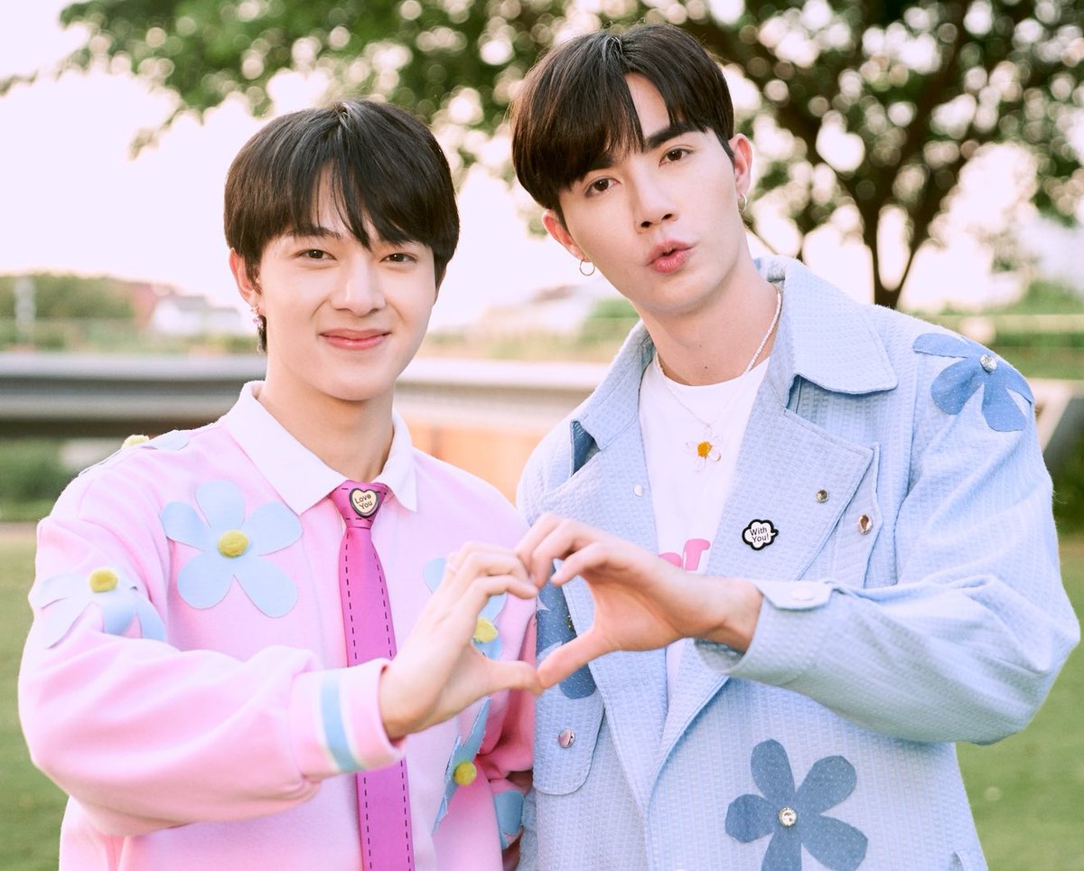 sweetcandyZNN22's tweet image. 내일 티켓팅땜에 벌써부터 손이 덜덜 떨리고 정신이 하나도 없지만 😵‍💫😵‍💫😵‍💫😵‍💫 
모든분들 성공하셔서 기뻐하는 글이 많이많이
올라왔음 좋겠당~~~🙏🙏🙏
얘들아 성공할수 있게 힘을 보내줘💪💪💪
#ZeeNuNew
#CUTIEPIE2YOUFANMEETINGINKOREA
#TheLastchapter