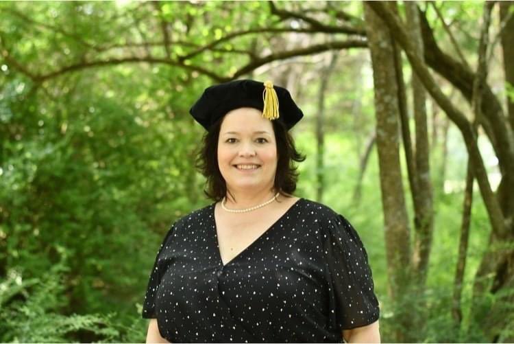 🎓🎓Congratulations to the newly conferred Dr. Kerry Green, Ph.D.! Dr. Green received her PhD in Educational Leadership and Policy Studies this weekend from UT- Arlington. Dr. Green, we are SO PROUD of you! Congratulations! 
#RaidersRise