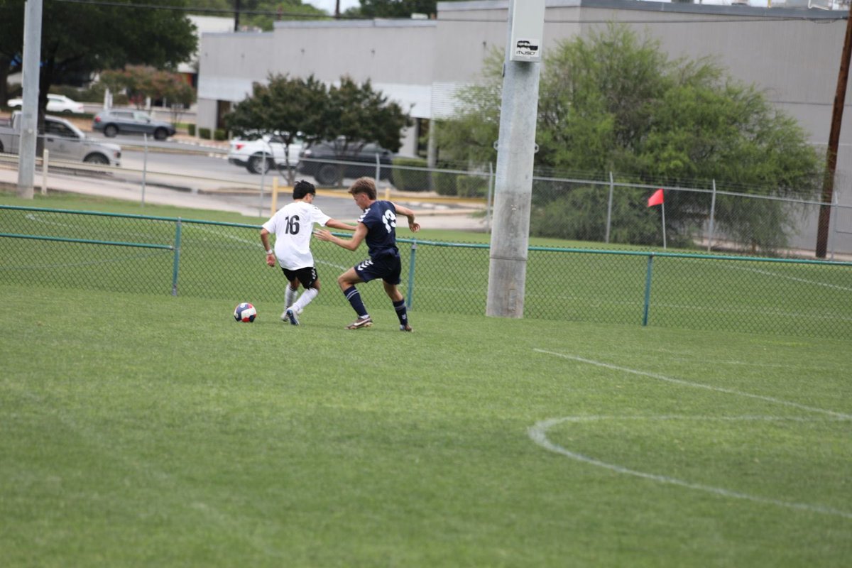 PhilipR00346038's tweet photo. So blessed for the opportunity to play in the Senior All-star Game last weekend representing @PearlandSoccer , closing out my senior year🙌🏻 Thank you @tascosoccer https://t.co/IIaltzyBzC