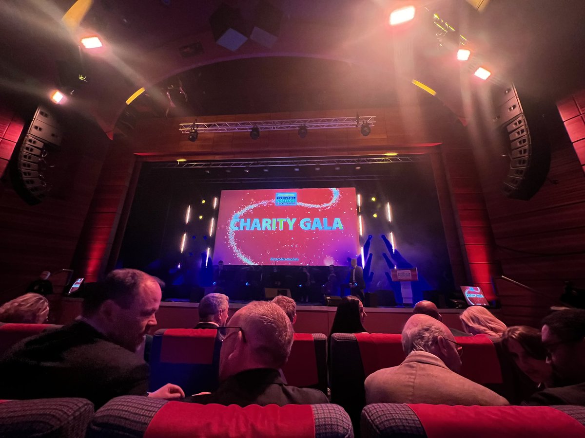 l4nre's tweet photo. Really excited to be in Edinburgh 🏴 at the @PostcodeLottery’s 2023 Charity Gala with the #YoungChangemakers team at the @DianaAward, @UKYouth & @CentreforMH
#PostcodeLotteryGala https://t.co/snLnUSxoAG