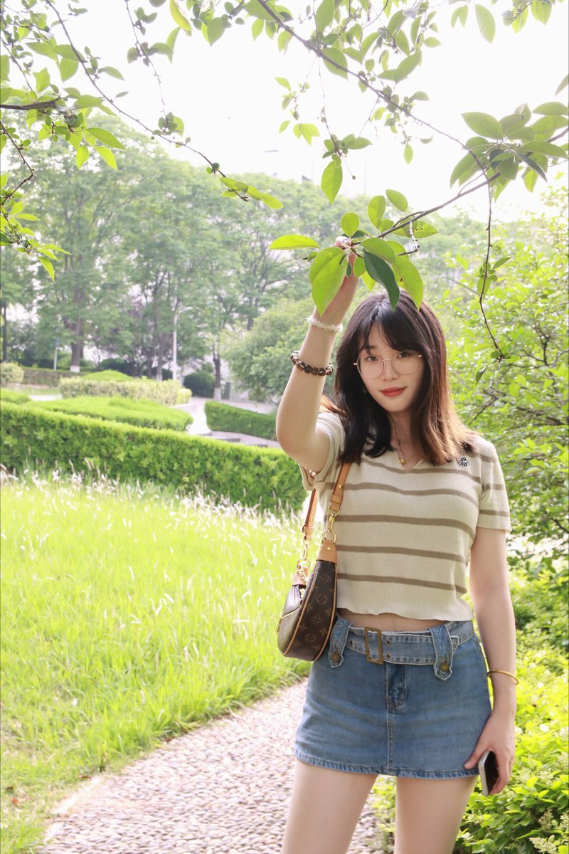 niox_zyx's tweet photo. #丝袜 #人妻 #眼镜娘
好家伙 一下子更新这么多 https://t.co/Idc33aeBhj