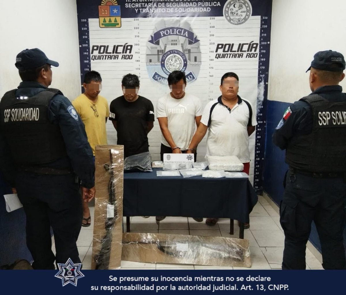 SSC_PDC's tweet photo. Policía Municipal de Solidaridad da duro golpe al narcomenudeo y aseguran a 7 personas, 3 armas de fuego y diversos posibles narcóticos en 3 casos distintos: en la colonia Los Pájaros, la colonia Zazil Ha y sobre la Quinta Avenida. https://t.co/eZJabzTEx7