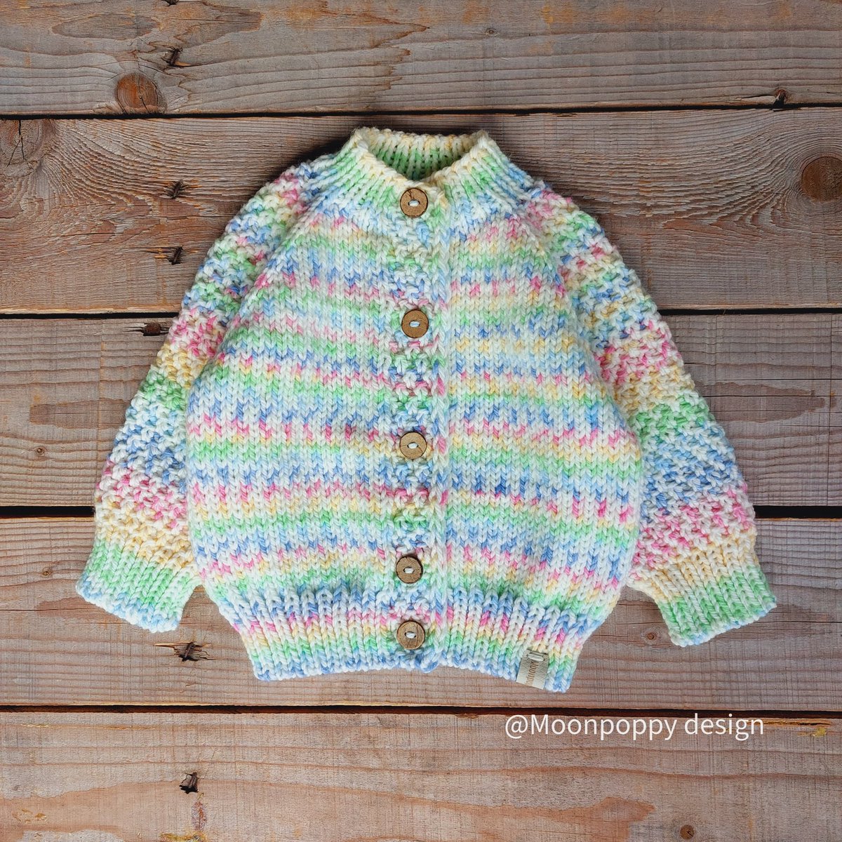 etsy.com/uk/listing/100…

#babyknitwear 
#handmade 
#babycardigan 
#newbabygift 
#madeinireland