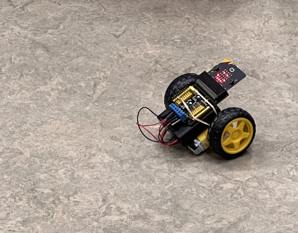 SaskCode's tweet image. A big thanks to the Sask Science Teachers Society for organizing the #Spark2023 Conference in Saskatoon! Our team had a blast presenting our new Micro:bit Green Tech projects - the Smart Water Pump and Recycle Racer. So much hands-on fun and learning!" #STEMeducation #GreenTech
