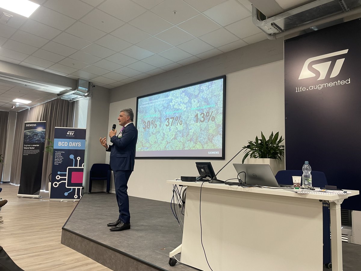 Giulian1Busetto's tweet photo. Thank you STMicroelectronics for hosting me today to hold a @Siemens Keynote Speech during BCD Days @siemensindustry #SiemensEDA #Xcelerator #IndustrialMetaverse #digitalization #industry40 #Sustainability #DigitalTransormation #cybersecurity https://t.co/1o5mXHjKby
