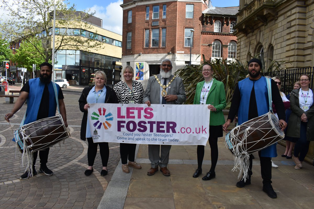 bwdletsfoster's tweet photo. Fantastic morning with the team to launch Foster Care Fortnight. A big thank you to everyone who came out for the walk through Blackburn Town Centre.
If you are interested in fostering visit:
https://t.co/52cxJ72fZh @blackburndarwen
#FCF23 #FosteringCommunities #LetsFoster https://t.co/hh3iHmIdlx