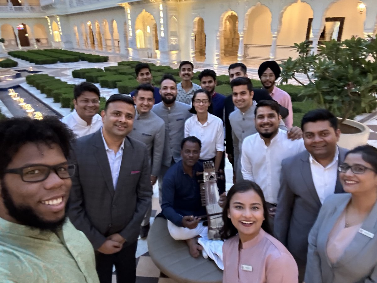 Happy Birthday to these incredible humans and beautiful property for completing 1 year! If you’re planning to visit Jaipur you must stay at Hyatt Regency in Mansarovar! #hyatt #globalist #family