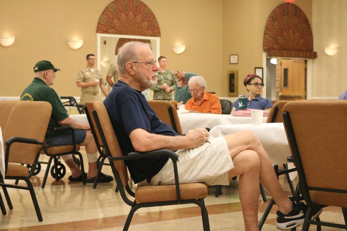 pphfamily's tweet photo. Last week, members of the Armed Forces visited our campus to meet all of our fellow PPH Veterans, where they held a luncheon and discussed their stories.

#ArmedForcesWeek #MilitaryAppreciation #Stories #Luncheon #ThankYouVeterans #TeamPPH #SupportPPH https://t.co/gDtvB7yrKp