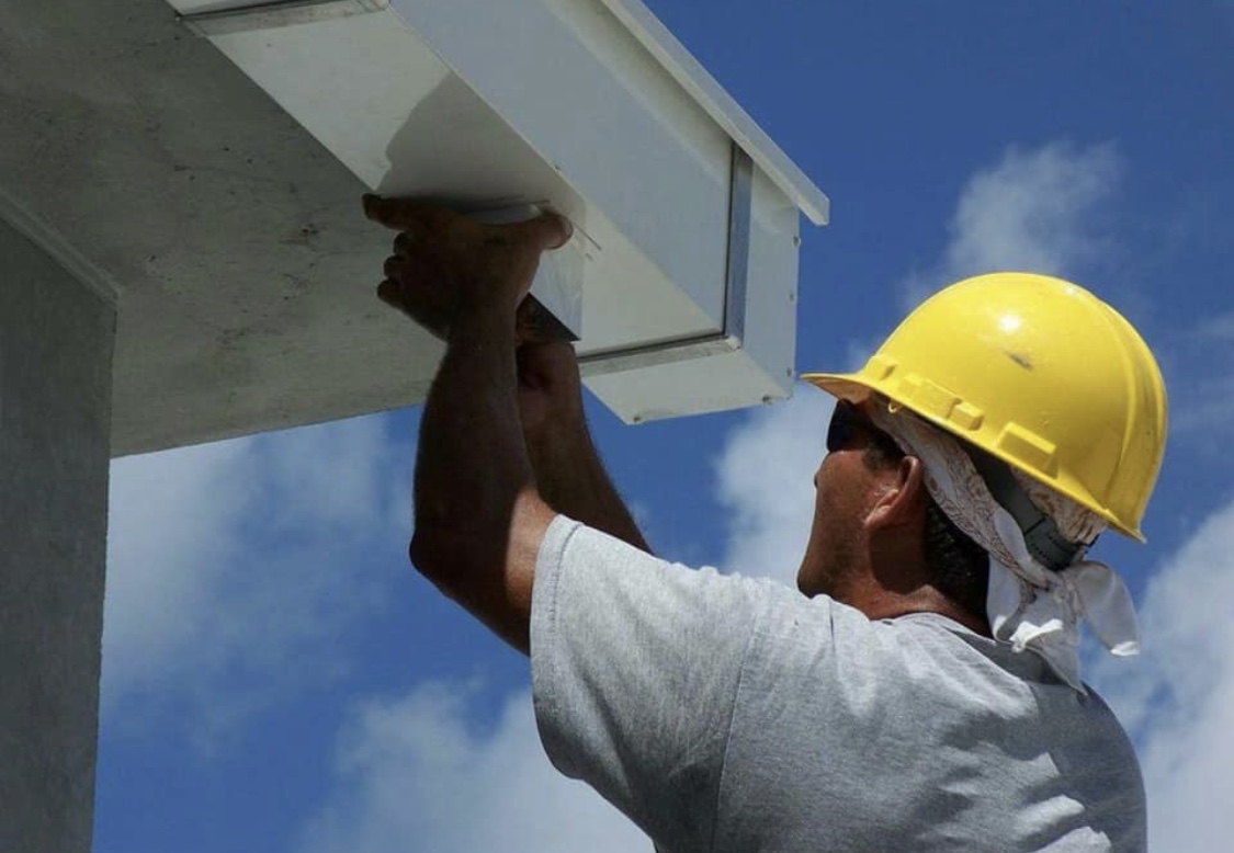 Your Trusted Roofing Experts serving Wimbledon and beyond! 🏠🌧️💪 Providing top-quality roofing solutions🏆✨ Let us protect your home with our expertise, reliability, and craftsmanship. 💯🔨 In Wimbledon today! 📞🔧 #RoofingExperts #guttering #WimbledonRoofing 🏡✅👷‍♂️