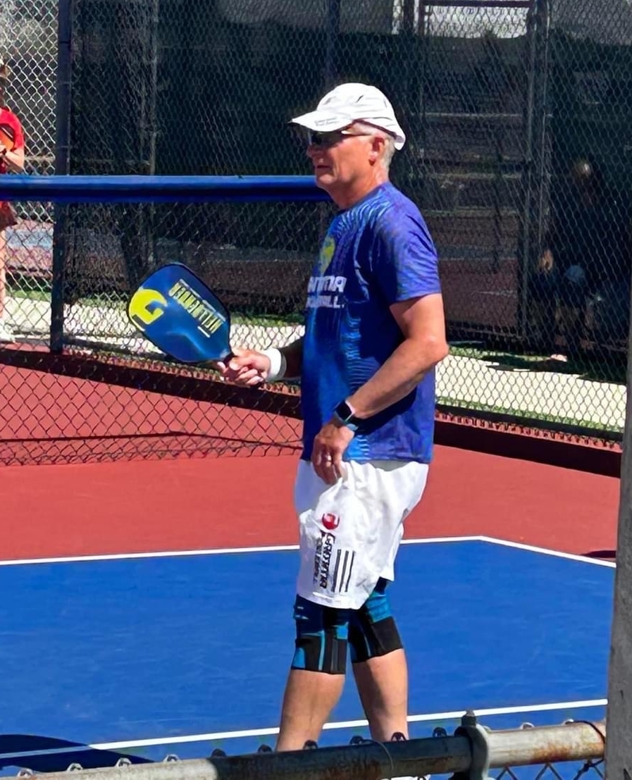 gosleeves4life's tweet image. "The US Open and GO Sleeves are a must. The weather was nice and the tournament was so well run. Go Sleeves are a must as we get older. They’re supportive as we play and with the built in KT tape are perfect for recovery. So Glad to be part of both".~EJ

#GOSleeves #kneesleeves