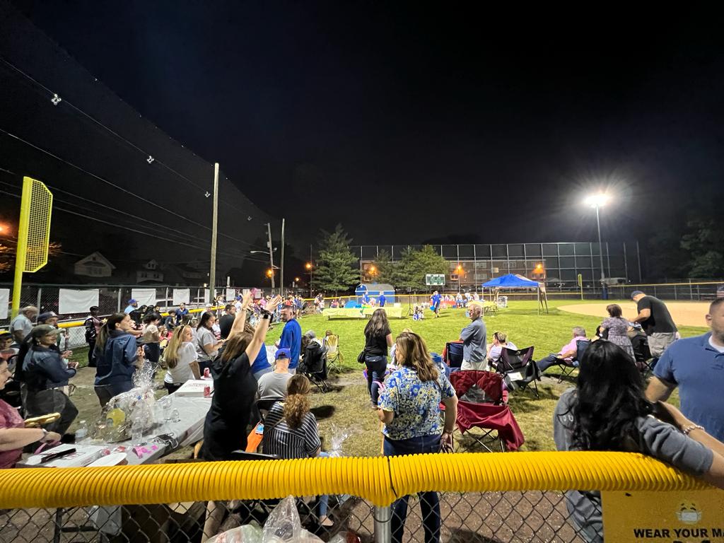 ElmoraYouth's tweet photo. WOW WHAT A TURN OUT
Elmora Youth League Family Movie Night Tricky Tray Event.
Thank you to all that came out to help and support the league and making Movie Night an amazing event.
SEE YOU NEXT YEAR 😊
#trickytray #elmora50thseason https://t.co/jItecCKT3q