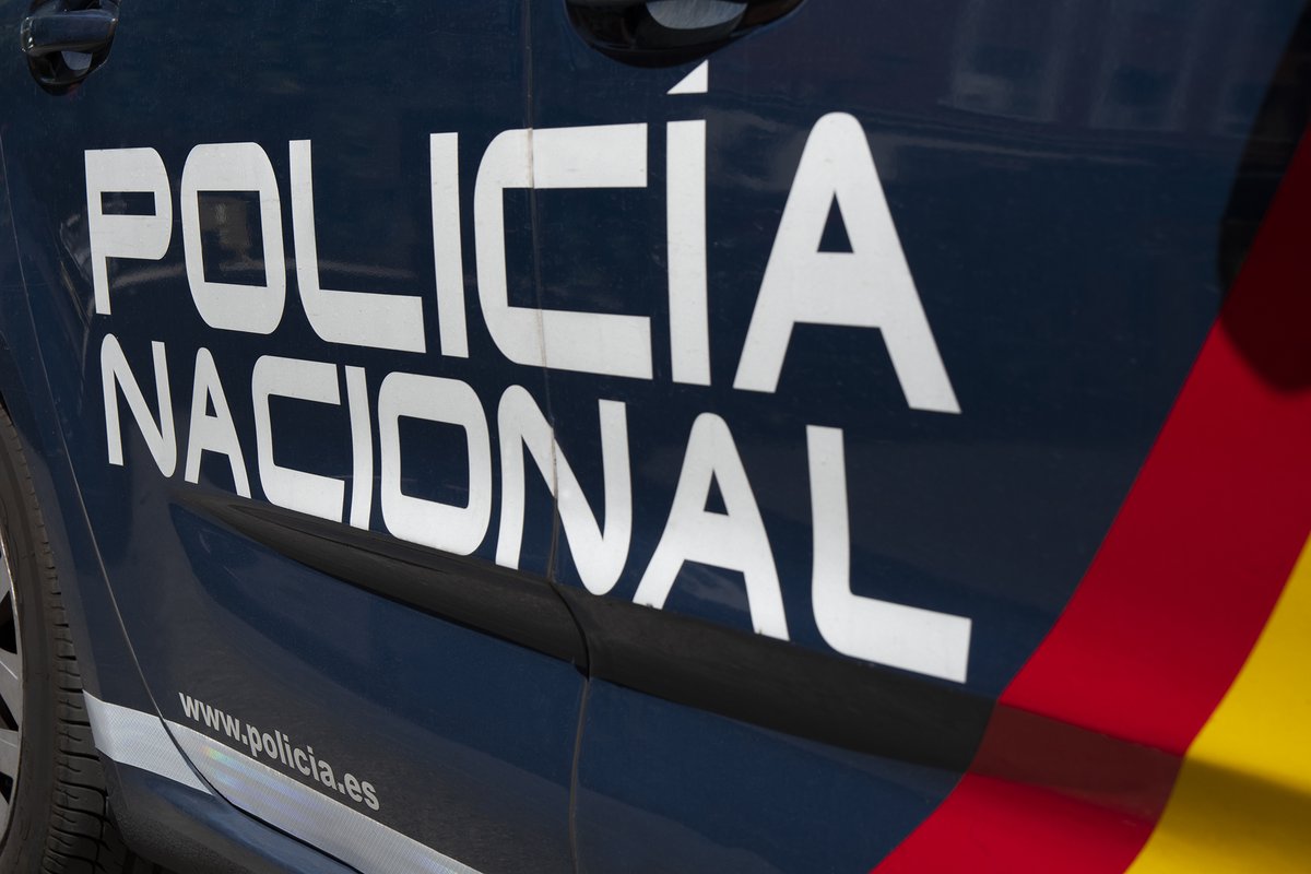 3CatInfo's tweet photo. Detingut un pare per violar la filla menor reiteradament durant un any a les Balears
https://t.co/HSNVJNK5cP https://t.co/pmsamxeGms