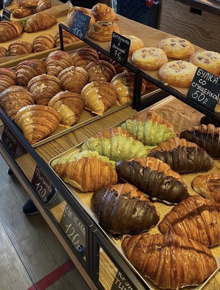 chanelkake's tweet photo. bakery ♡ https://t.co/6GSPOJAV2N