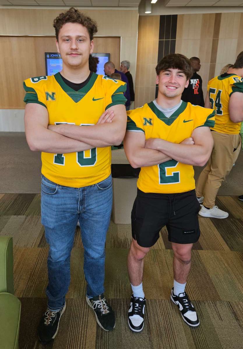 Thank you @Coach_KaiserNMU for having me at Northern Michigan this weekend.
 <a href="/NMU_CoachRich/">Shane Richardson</a> <a href="/CoachFantuzzi/">Jeff Fantuzzi</a>  @CoachL_NMU <a href="/CoachDuFrane/">Mike DuFrane</a> <a href="/ONLY1RIDDICK/">Coach Riddick</a> <a href="/Coach_Saterstad/">Adrian Saterstad</a> <a href="/ezekiel_combs/">Ezekiel Combs</a> <a href="/BRPanthersFB/">Nick Maksimchuk</a>
