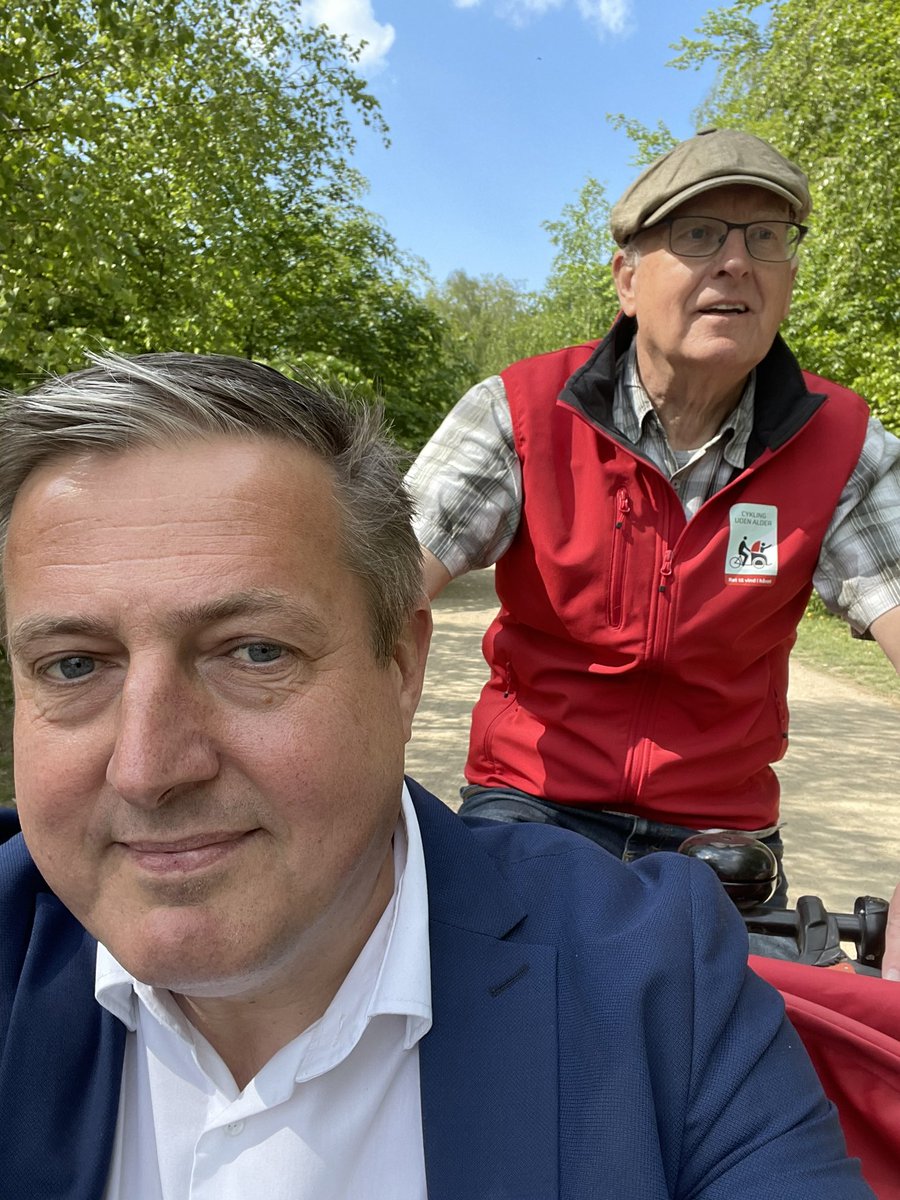 Per_Bennetsen's tweet photo. Great Experience Day in Copenhagen today as part of #quality2023

We learned about rehabilitation for mental health, children and cancer. We had a ride on the rickshaws used by volunteers to take elderly people from nursing homes on tour around the city 🛺
#sundpol @koebenhavner https://t.co/2CQD7JIrmb