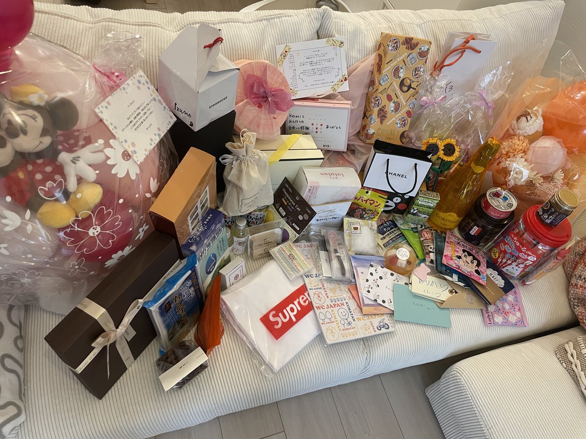 改めて2年ぶりのワンマンライブ無事に終わりました。来てくださった方々、本当にありがとう🥲✨
ここは思い出のライブハウスなんだ♪
当時を思い出して、なんだか初心に戻れた気がする。みんな本当に素敵な思い出をありがとう🎙
バンドメンバーやスタッフの方々も、本当にありがとうございました。