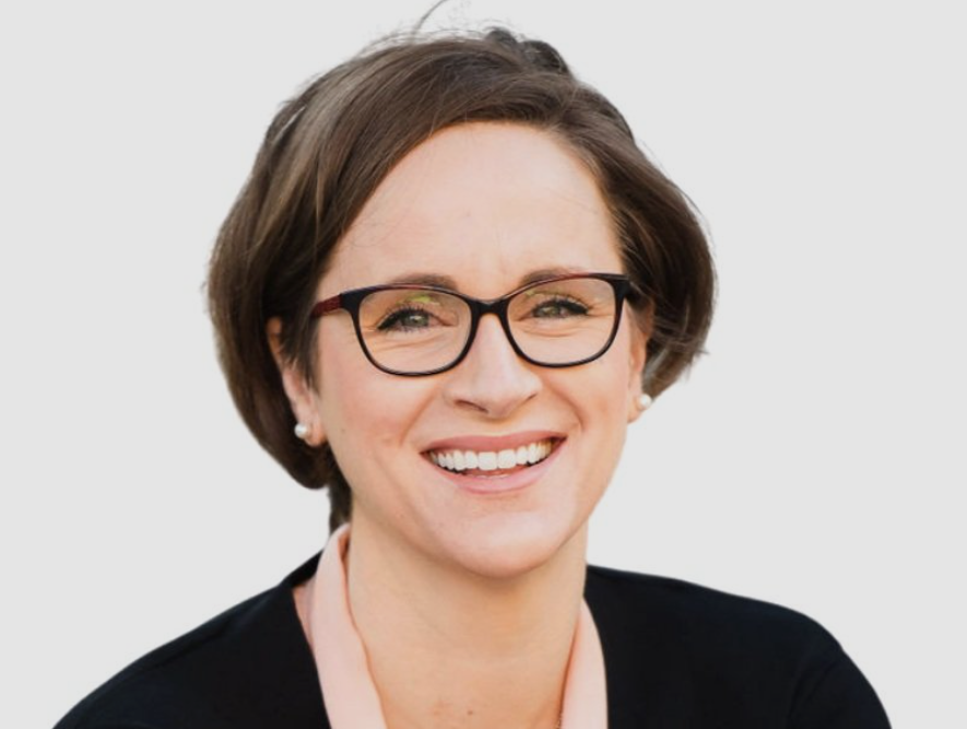 When it comes to careers and parenting, you don’t HAVE to do things the way they’ve ALWAYS been done! <a href="/sarahkpeck/">Sarah K Peck (Startup Parent)</a> of <a href="/startup_parent/">Startup Parent</a> shares actionable insights in our latest Special Edition.

Listen: thenewsworthy.com/shownotes/0513…