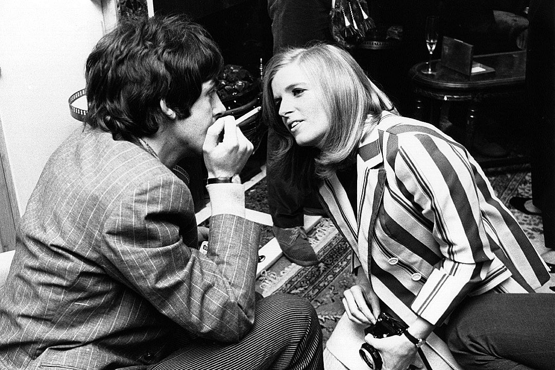 lilaclennon's tweet photo. #onthisday in 1967, paul mccartney met linda eastman for the first time https://t.co/2Ty8X2MBHw