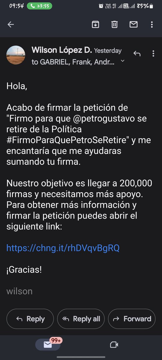 TheMagnusDaily's tweet photo. Esto es el colmo !  Pueden chuparmela, con su falta de tolerancia !  #yoapoyoapetro y que se muerdan los codos, burócratas ineptos ! https://t.co/VteZzYRYhT