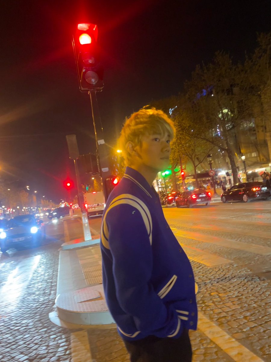 P1H_members's tweet image. I ❤️ PARIS

#P1Harmony #INTAK