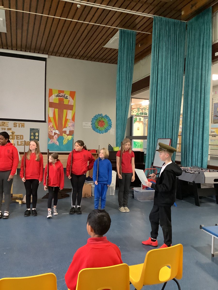 6_stm's tweet photo. WW2 Experience Day Part 2 - Cracking the Enigma code, trying on uniforms and pretending to be soldiers🪖🇬🇧 ⁦@STM_Hull⁩ ⁦@history_to_life⁩ https://t.co/pPQwfJ8oDx