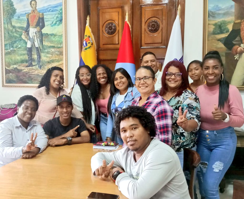 PSUVPazCastiIIo's tweet photo. #15Mayo 🚩Jasmi Mata responsable de la comisión Indígenas y Afrodescendientes del mpio Paz Castillo participó en Reunión Extraordinaria de la Dirección Indígenas y Afrodescendientes del @PartidoPSUV del estado #Miranda.🚩 #SomosPuebloDigno @HectoRodriguez @PsuvMirandaVE https://t.co/Pmnw26GBJE