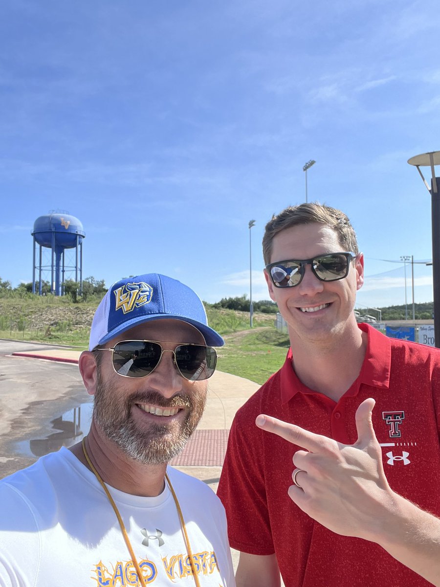 Pullandpitch's tweet photo. Great Visit with Coach @ZKittley This morning. He let me know he’s offering our boy @GriffinSwayde to come play football for Texas Tech!!! #AeTT @LagoVistaISD @LagoFootball @AthleticsLago #1stnotlast https://t.co/mxyKmysdsn