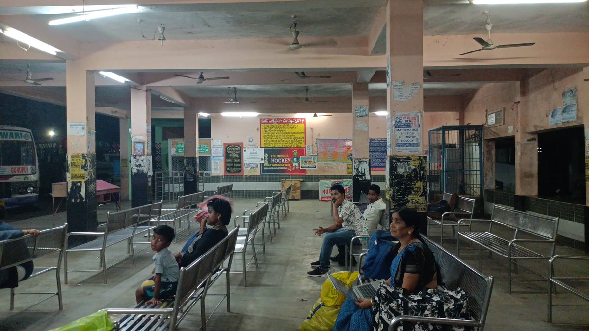 Jitendramallick's tweet photo. waiting hall at Paralakhemundi new bus stand, women and child with other passengers suffering in hot summer as the authorities switched off the fans
@CMO_Odisha @DM_Gajapati @MoSarkar5T how can these people be so insensitive towards the common man? @Naveen_Odisha https://t.co/y92uYMT5t7