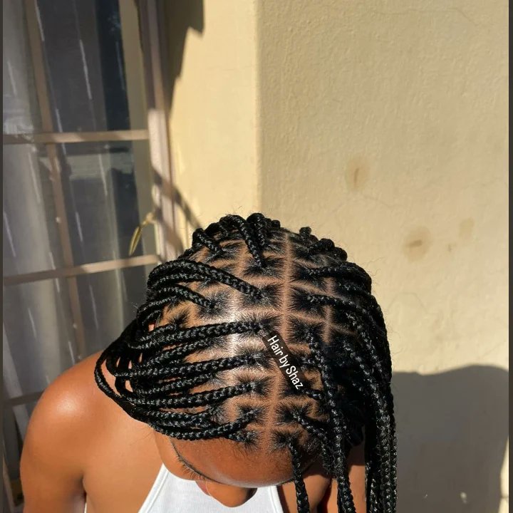 sharonhmbambo's tweet photo. Available for house calls around midrand and/or jorbug  0697905596.

#adultingshowmax 
Carlton Center  | Kenny Kunene
Konka | Julius Malema https://t.co/BDcybmGfNM