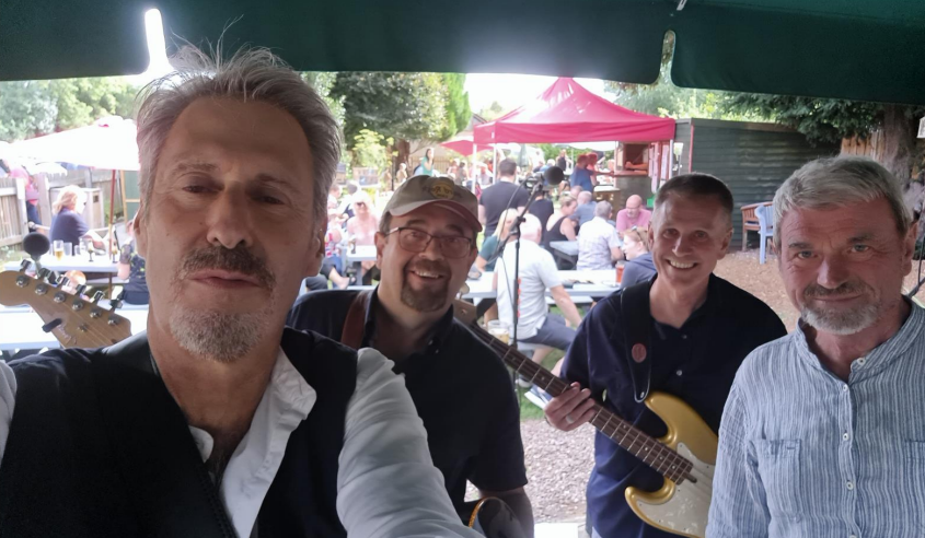 Rolling Stock is performing Monday 29th of May!
They are a four-piece band playing country-inspired rock and blues music covers ranging from the 1930s to the ‘noughties’ and have a broad appeal to a wide-ranging audience. Get your tickets for Rolling Stock
crickboatshow.com/tickets/2023/