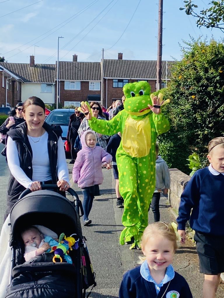 What a great start to our ‘Walk to School Week’ campaign! The Princess and The Frog were a huge hit; we are overwhelmed by your support.  #TeamOutwoods #WalkToSchoolWeek #INTOWalkingStaffs @AirAwareStaffs @INTOWalkingAndCycling