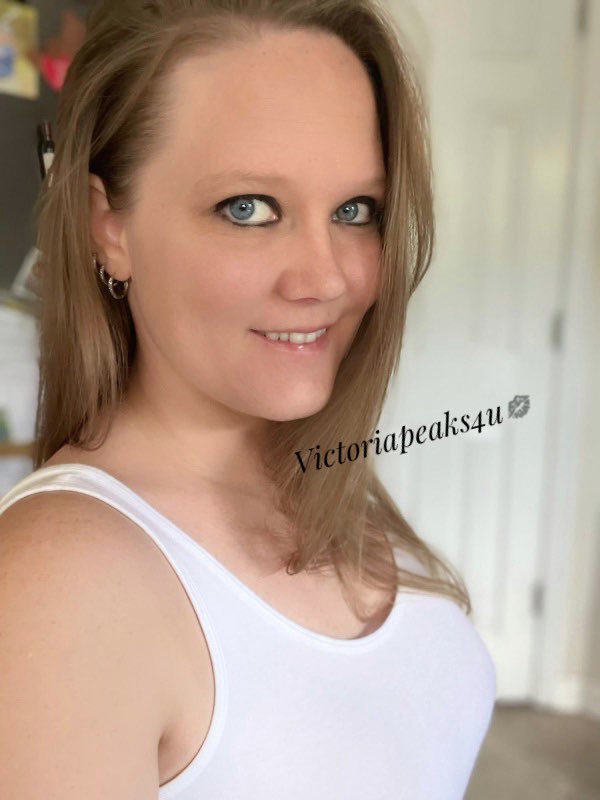 ⭐️ Milf Models ⭐️ On Twitter Victoria Peaks 💖💗💖 Follow Victoriapeaks Onlyfans