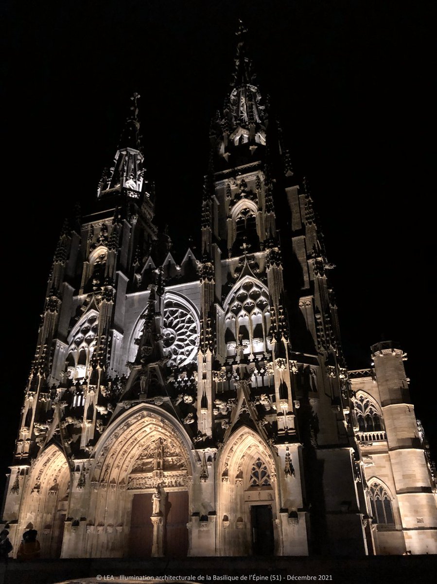 VINCIEnergies's tweet image. 📸 Reconnaissez-vous cet édifice ? 🤔

Il s&apos;agit de la Basilique Notre-Dame de L&apos;Épine ⛪

L&apos;entreprise #CEGELEC Châlons Réseaux en partenariat avec #LEA a été chargée de sa mise en valeur 🛠