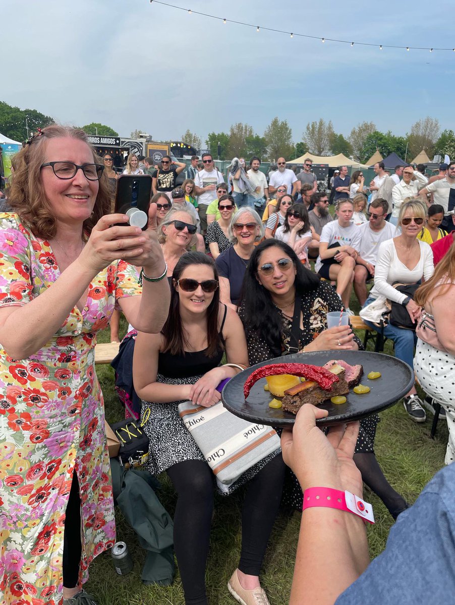 Foodandcourses's tweet photo. Great day over @Pubinthepark_ yesterday with @samandshauna 🔥🔥 https://t.co/WoSp8oR635