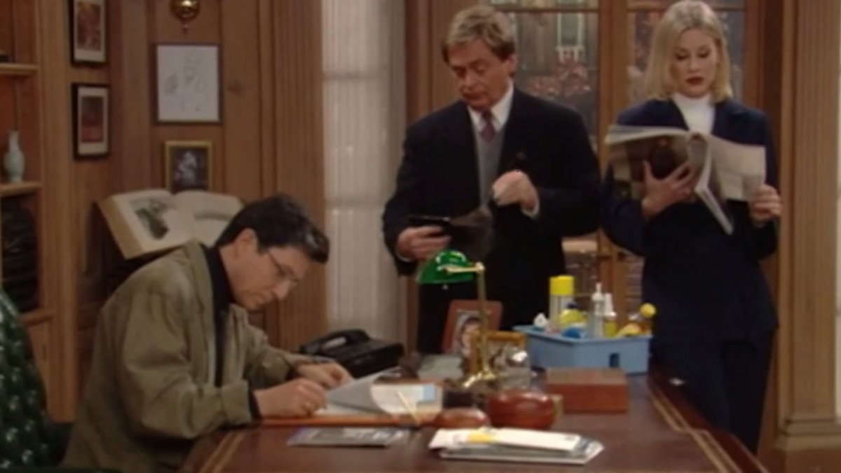 EmaJuarezOk's tweet image. Fran Drescher quiere reunión de #LaNiñera #TheNanny (y tal vez más) para el 30 aniversario de la serie: “Antes de la huelga de guionistas, tuvimos conversaciones con Sony para descubrir qué podíamos hacer que fuera divertido y emocionante para los fanáticos”. Hagan que suceda.