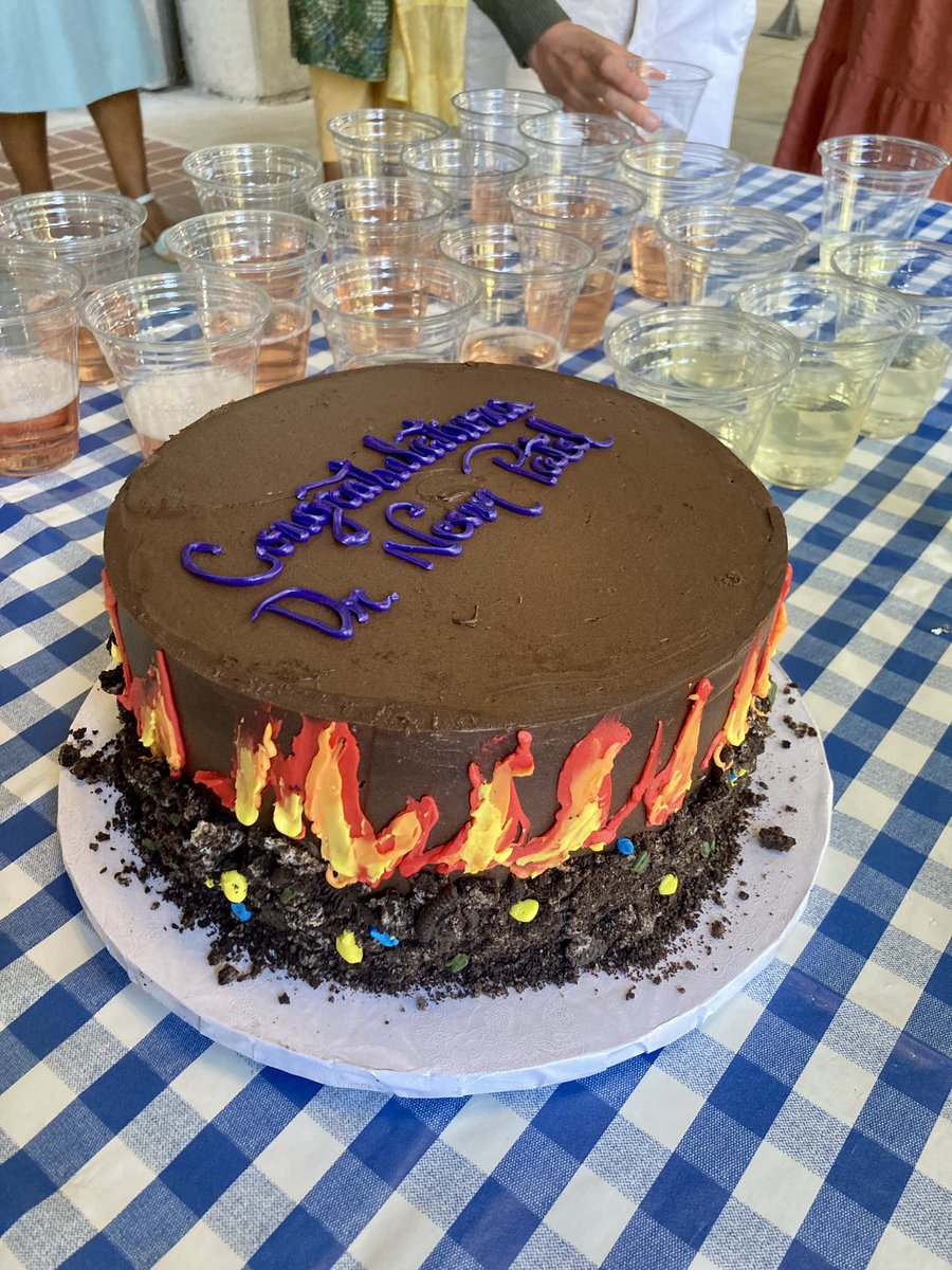 MonikaSFischer's tweet photo. Massive CONGRATS to newly minted Dr. @NeemJPatel !!! 🎉🎉🎉 Absolutely phenomenal Phinishing Talk. My heart is bursting 🥹. It’s been such and honor and a privilege to be her postdoc mentor and partner in science! Watch out, cause she’s on fire!!🔥 @TraxLab @PMB_Berkeley https://t.co/ScyPFEOdth