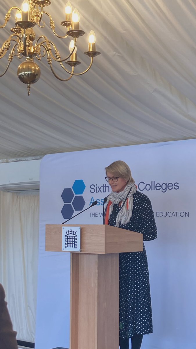 #6thformmatters includes 6 amazing case studies from the sector - one of them by Ali from <a href="/HillsRoadNews/">Hills Road Sixth Form College</a>. Brilliant to hear from her today.