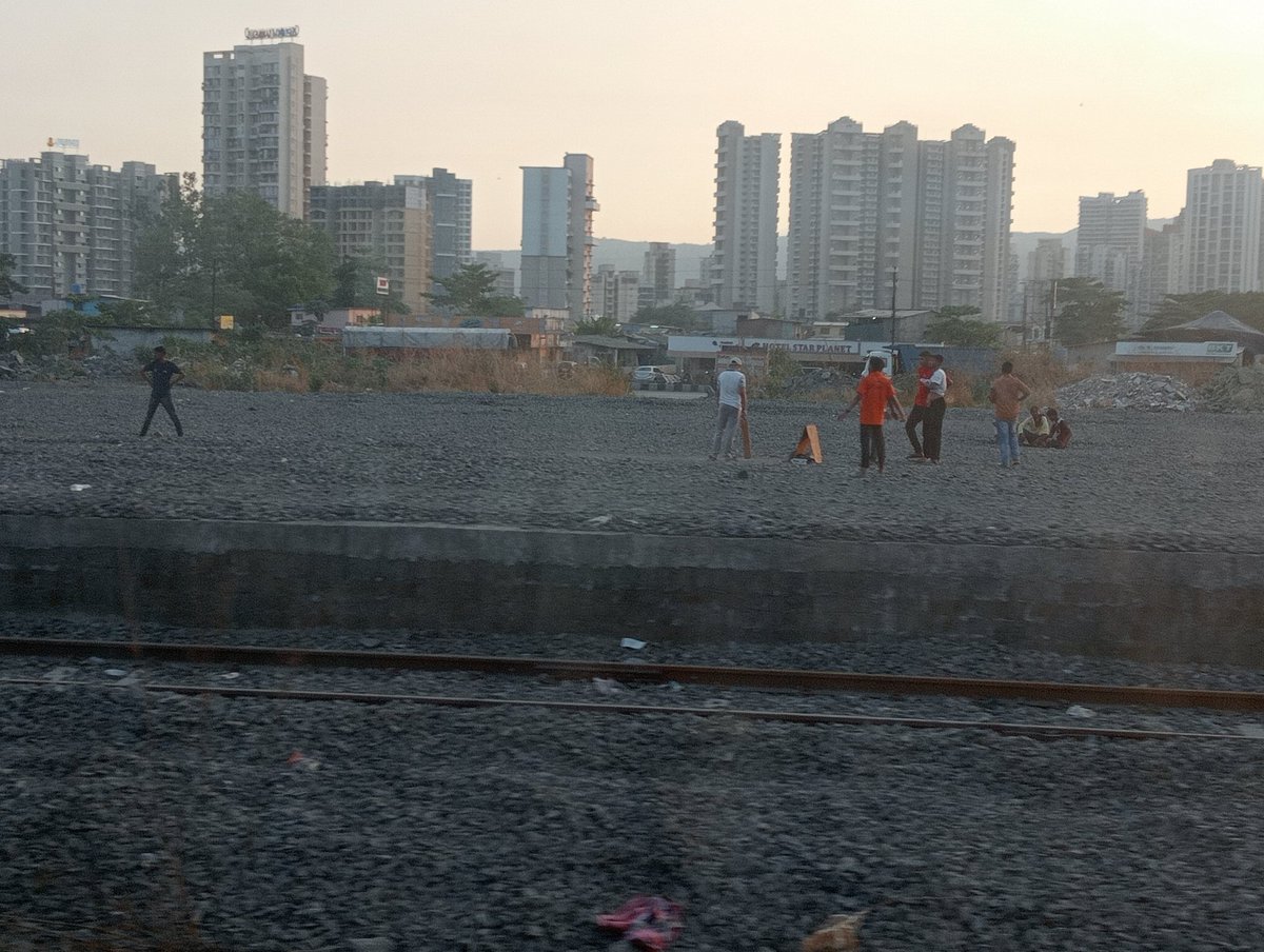 VashishtaSushil's tweet image. #TrainsOfTwitter
#TheSummerOf23