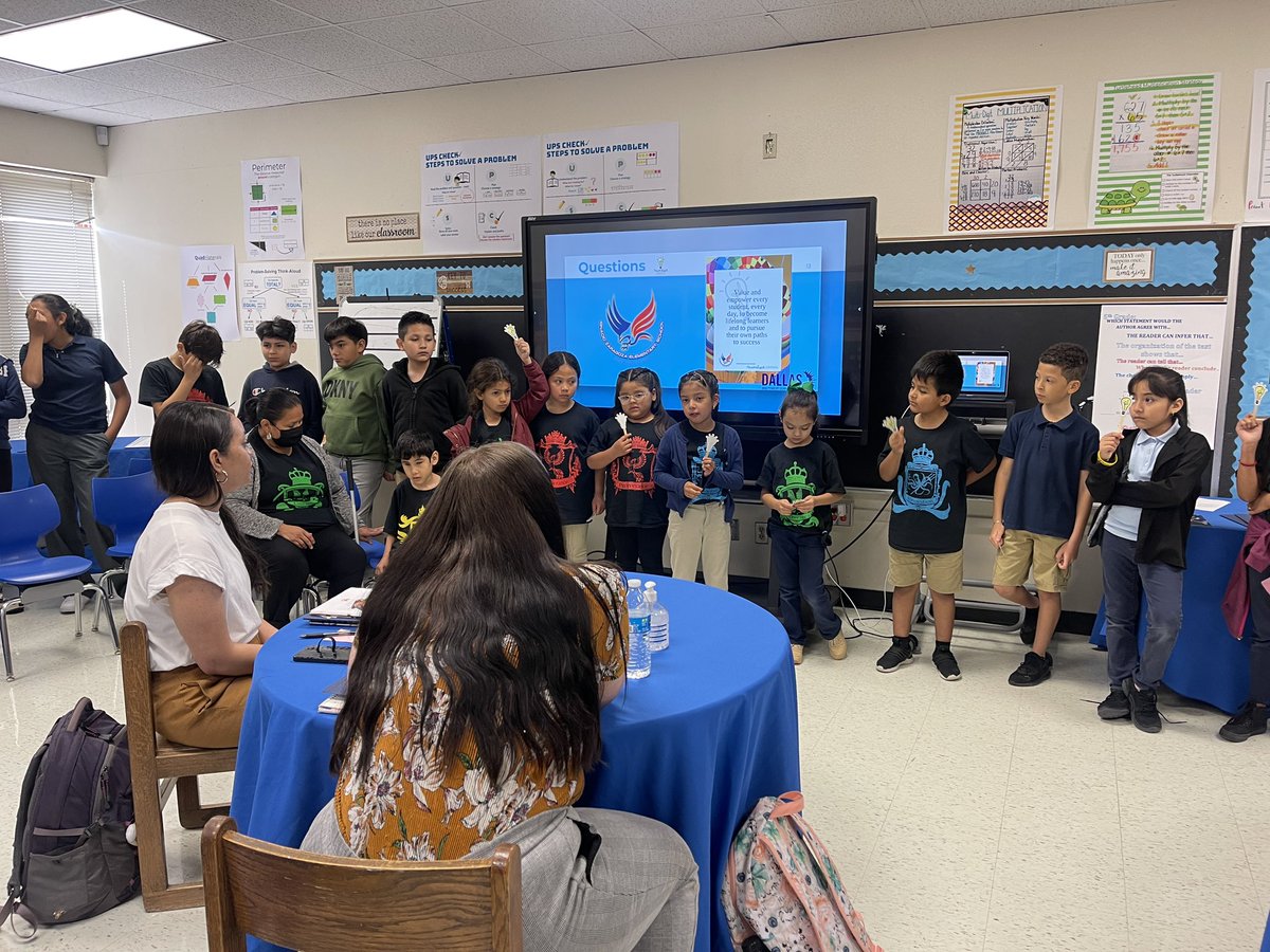 PersonalizeDISD's tweet photo. 💡 Work plans, data tracking, novel engineering, student agency, the list of amazing things at Zaragoza’s Educator Tour today goes on! Thank you to everyone who attended today to learn more about how @Zaragoza_PL helps their students soar #PLtour @JuanCordobaDISD https://t.co/sHAhrI4TDw