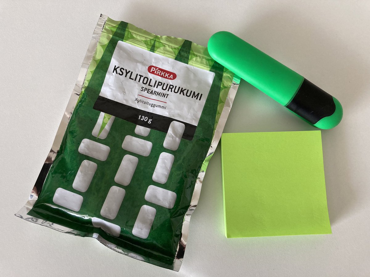 Tänään töissä tällä lailla!
Mes outils de travail aujourd’hui !
#Käärijä #Chachacha #Finlande 🇫🇮💚