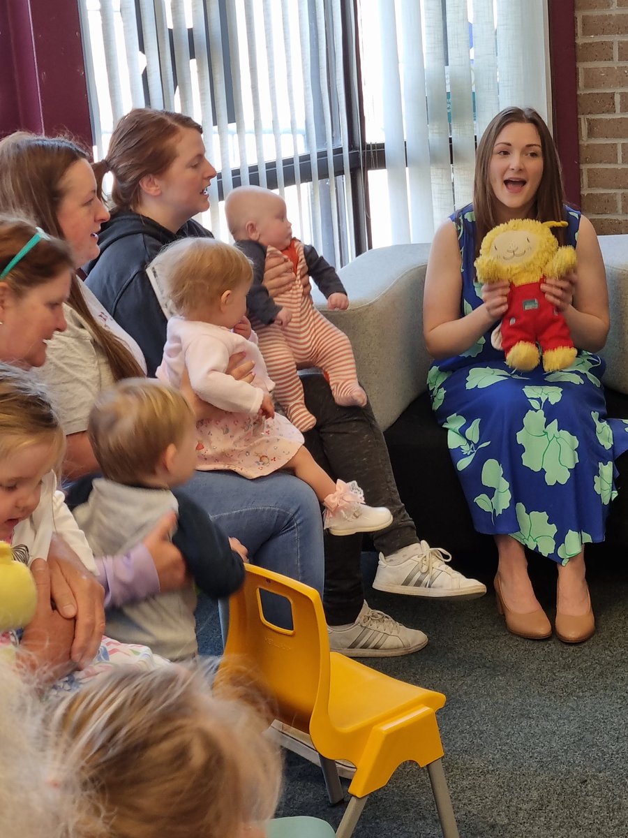 ScotGovEdu's tweet image. Children’s Minister @NatalieDon_ shared a dance and a book with children at Erskine Library to mark the beginning of #BookbugWeek 2023.

The @scottishbktrust Bookbug programme is supported by £1.8 million in @scotgov funding.

▶️ bit.ly/41D4LSM