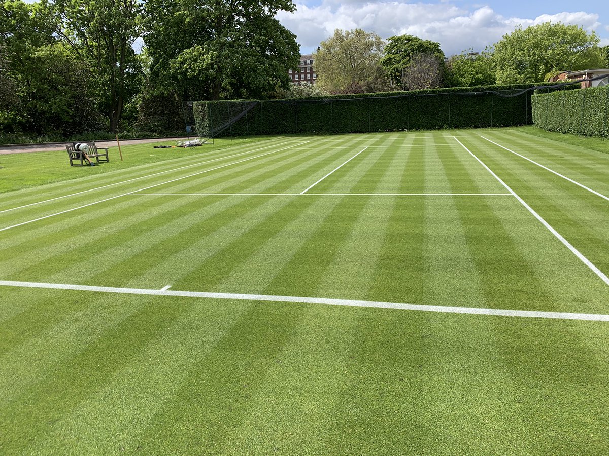Finally some sunshine! Only after some more overnight rain🙄😂 
Hopefully the weather is now turning for the better! 🤞 courts have responded well to the latest feed. Only had 6 days out of 17 in play so far😕 🌧️