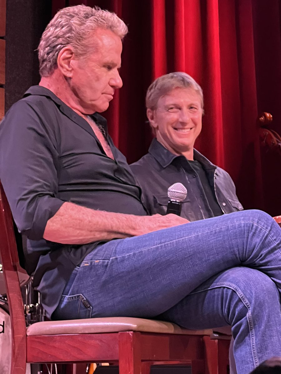 sabrinaobscura's tweet photo. Super, wonderful, amazing night in Nashville. #cobraKai #TommyHowell https://t.co/whrDg9lXll
